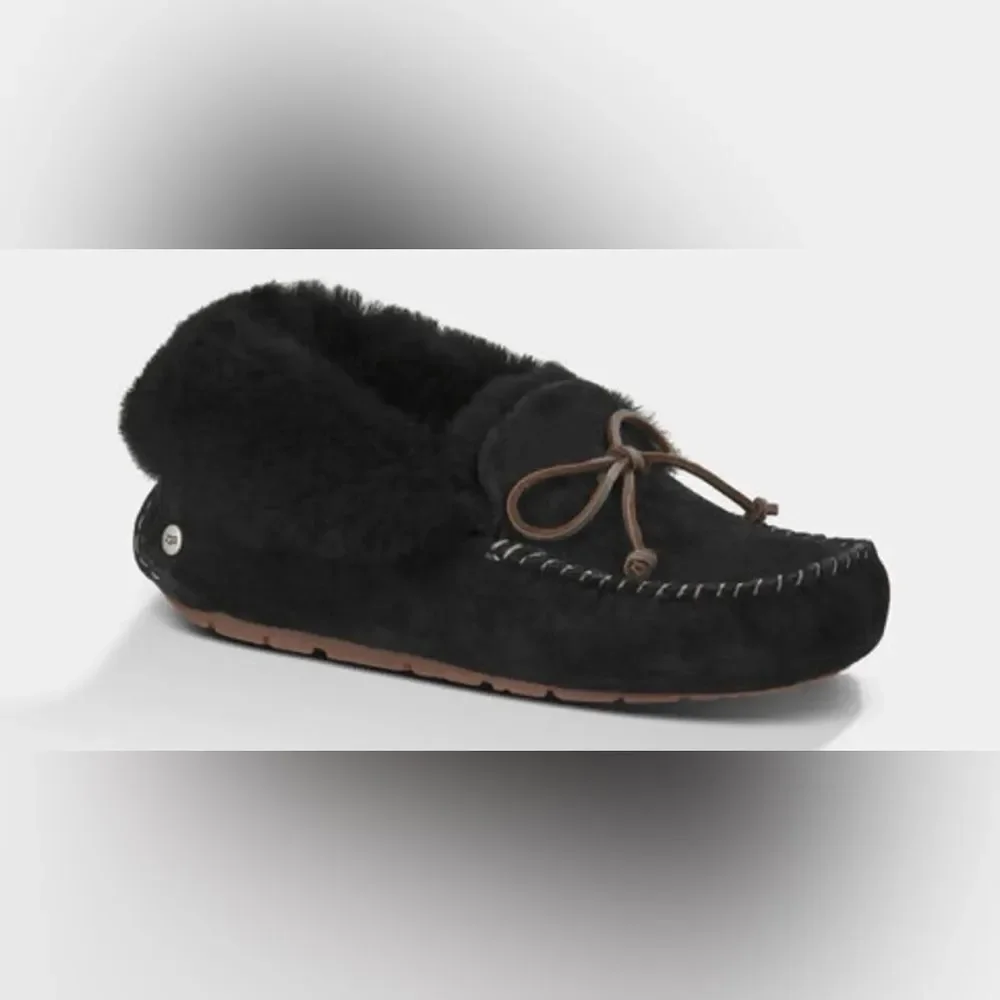 UGG Alena Flip Cuff Mock Slipper - Black Suede & Sherpa | Size Kids 2
